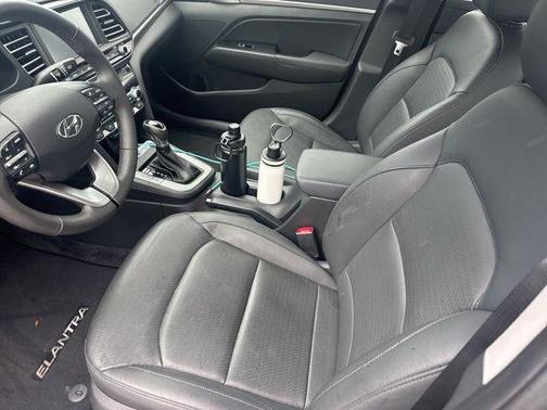 2020 Hyundai ELANTRA Limited