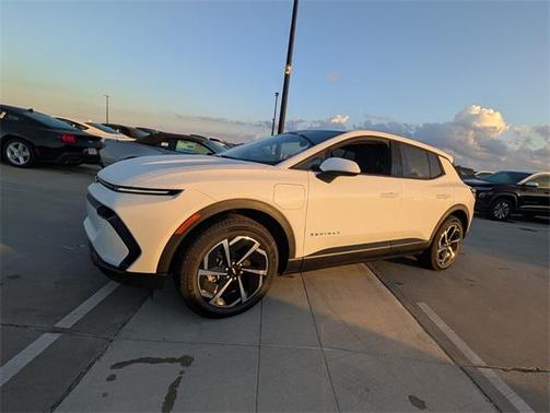 2026 Chevrolet Equinox EV LT 1