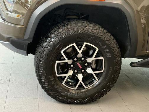 Deep Bronze Metallic 2023 GMC Canyon AT4X