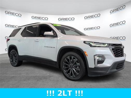2023 Chevrolet Traverse RS