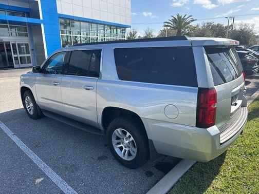 2018 Chevrolet Suburban LT