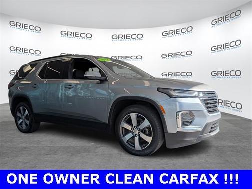 2023 Chevrolet Traverse LT Leather