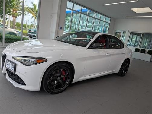 2019 Alfa Romeo Giulia Ti