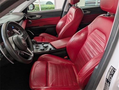 2019 Alfa Romeo Giulia Ti