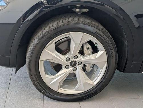 2023 Audi Q5 45 S line quattro Premium