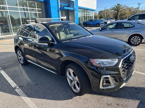 2023 Audi Q5 45 S line quattro Premium