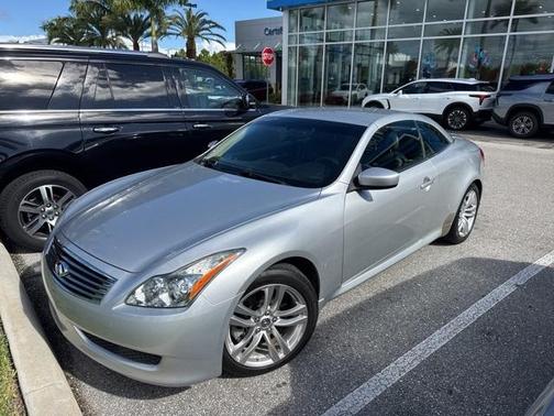 2010 INFINITI G37 Base