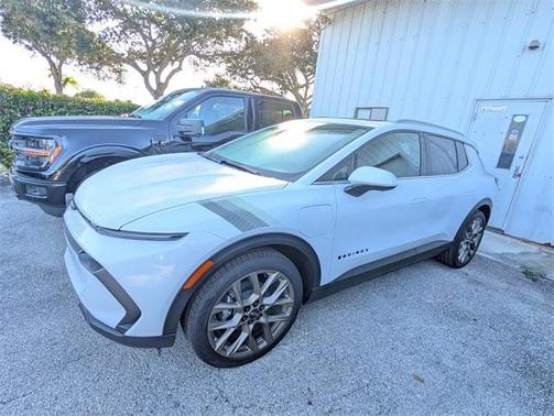 2026 Chevrolet Equinox EV LT 2