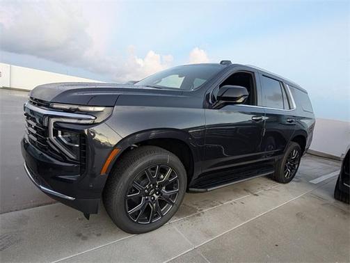 2025 Chevrolet Tahoe LS