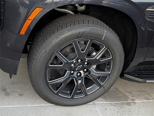 2025 Chevrolet Tahoe LS