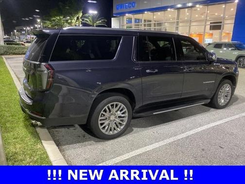 2025 Chevrolet Suburban Premier