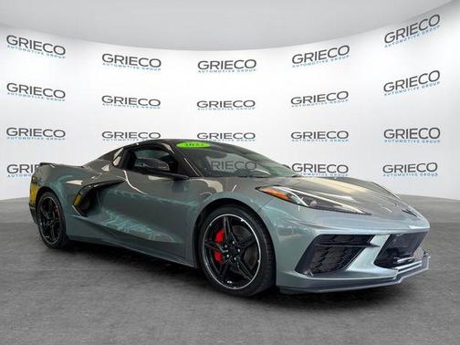 Gray Metallic 2022 Chevrolet Corvette Stingray w/2LT