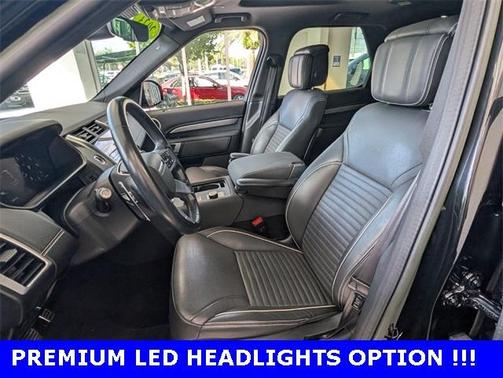 2023 Land Rover Discovery P300 S R-Dynamic