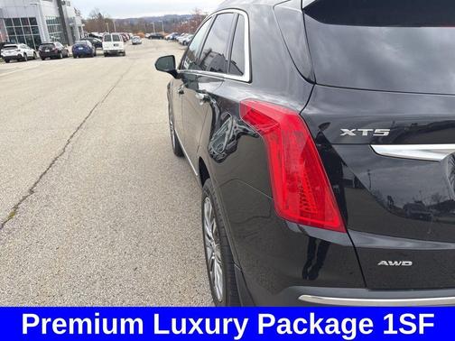 2019 Cadillac XT5 Premium Luxury
