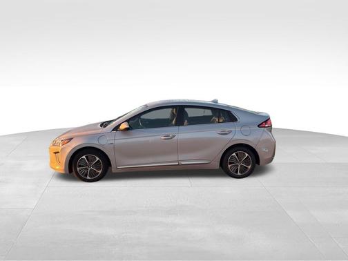 2020 Hyundai IONIQ Plug-In Hybrid SEL