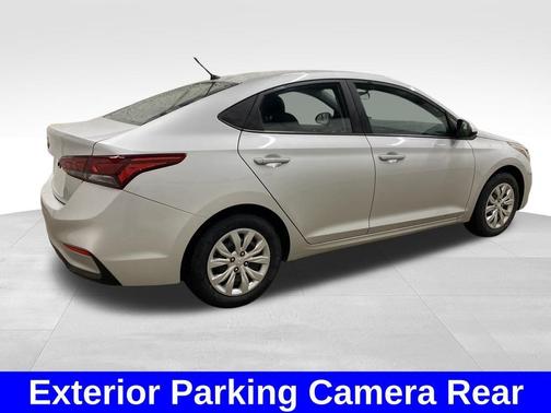 2022 Hyundai Accent SE