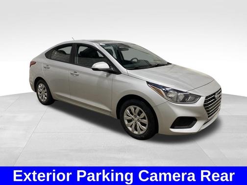 2022 Hyundai Accent SE