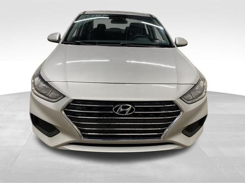 2022 Hyundai Accent SE