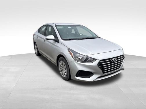 2022 Hyundai Accent SE