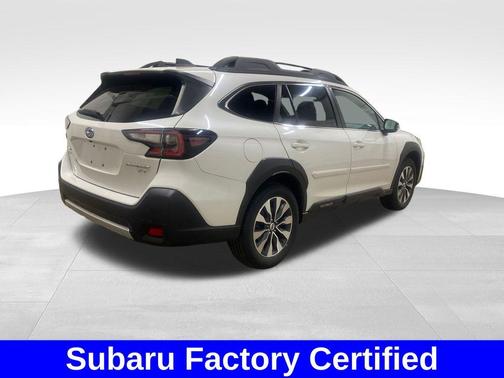 Crystal White Pearl 2023 Subaru Outback Limited XT
