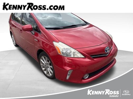 2013 Toyota Prius v Five