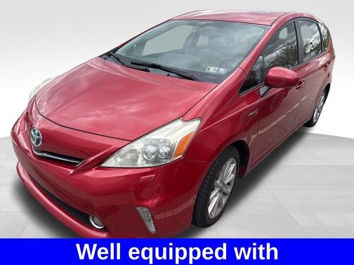 2013 Toyota Prius v Five