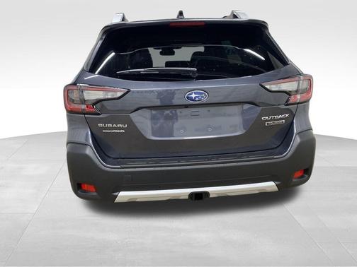 2025 Subaru Outback Touring