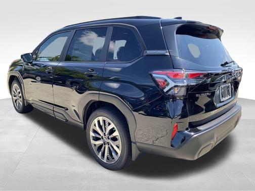 2025 Subaru Forester Hybrid Touring