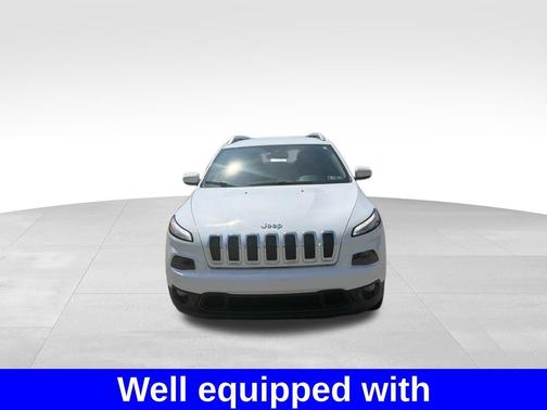 Bright White Clearcoat 2016 Jeep Cherokee Latitude