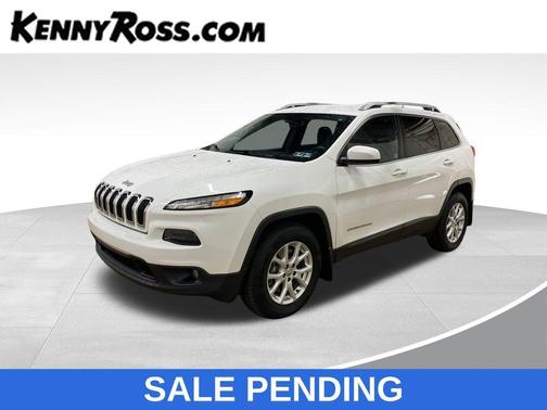 Bright White Clearcoat 2016 Jeep Cherokee Latitude