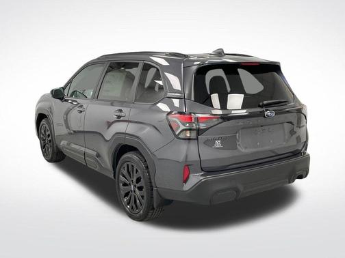 Magnetite Gray Metallic 2026 Subaru Forester Sport