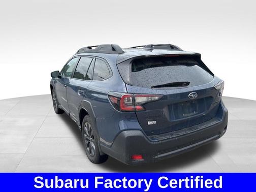 Cosmic Blue Pearl 2024 Subaru Outback Onyx Edition