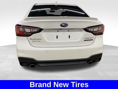 2022 Subaru Legacy Touring XT