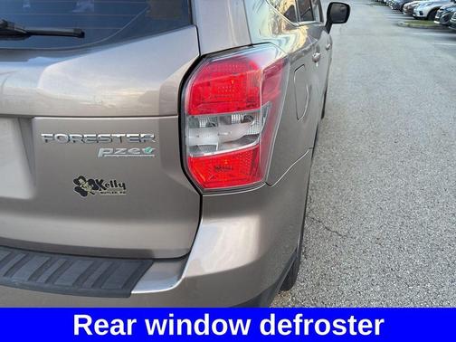 2015 Subaru Forester 2.5i