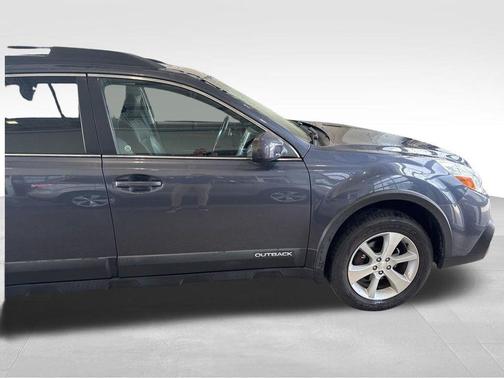 Carbide Gray Metallic 2014 Subaru Outback 2.5i Limited