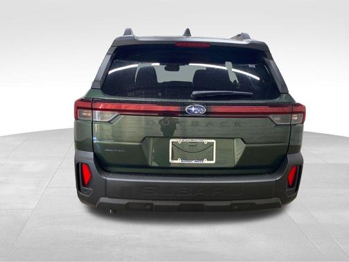 Deep Emerald Green 2026 Subaru Outback Limited