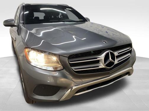 2017 Mercedes-Benz GLC 300 Base 4MATIC