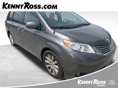 2014 Toyota Sienna XLE