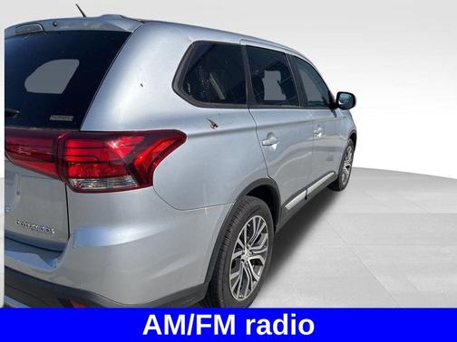 2016 Mitsubishi Outlander SE