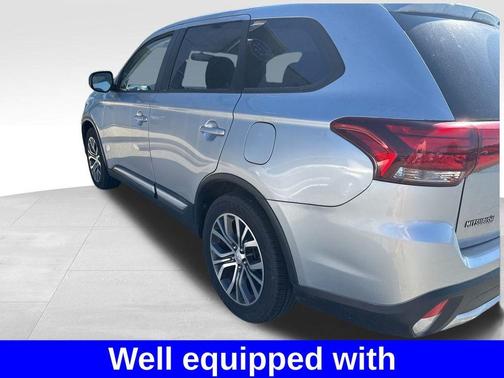 2016 Mitsubishi Outlander SE