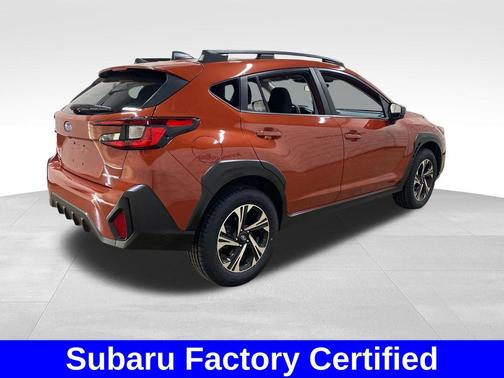 Sun Blaze Pearl 2024 Subaru Crosstrek Premium