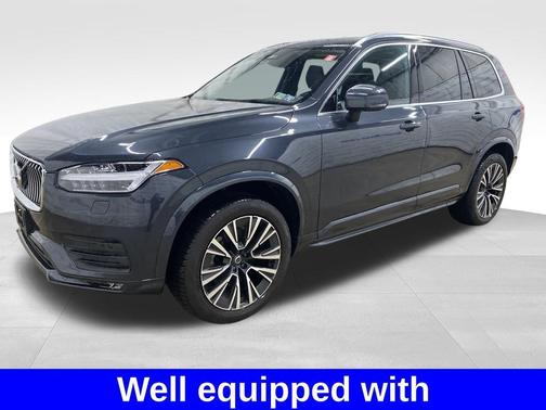 2022 Volvo XC90 T6 Momentum 7 Passenger