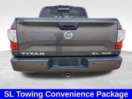 2017 Nissan Titan SL