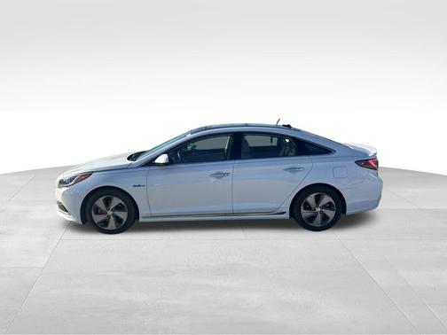 2017 Hyundai SONATA Hybrid Limited