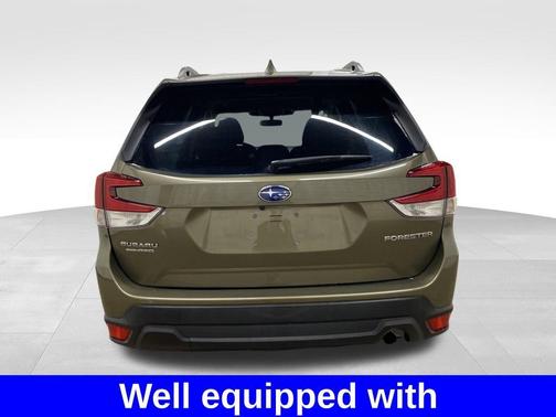 2022 Subaru Forester Premium