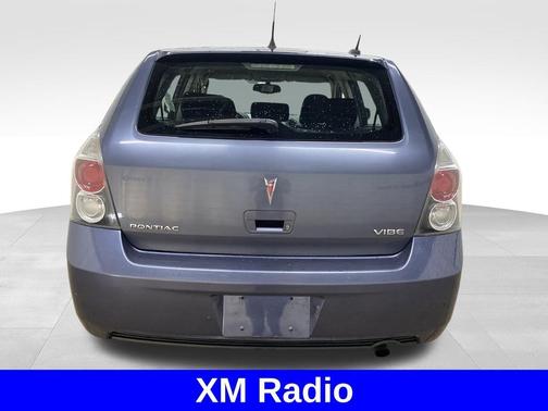 2010 Pontiac Vibe Base