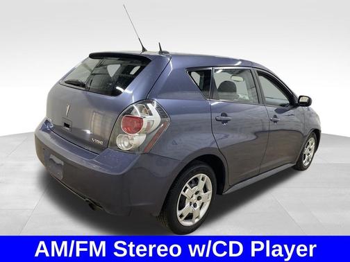 2010 Pontiac Vibe Base