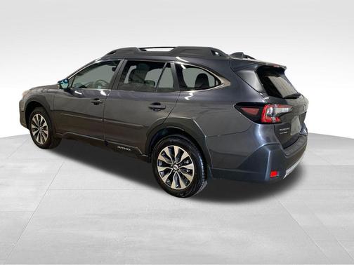 Magnetite Gray Metallic 2025 Subaru Outback Limited