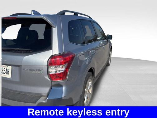 Ice Silver Metallic 2016 Subaru Forester 2.5i Limited