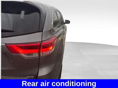 2018 Toyota Highlander 